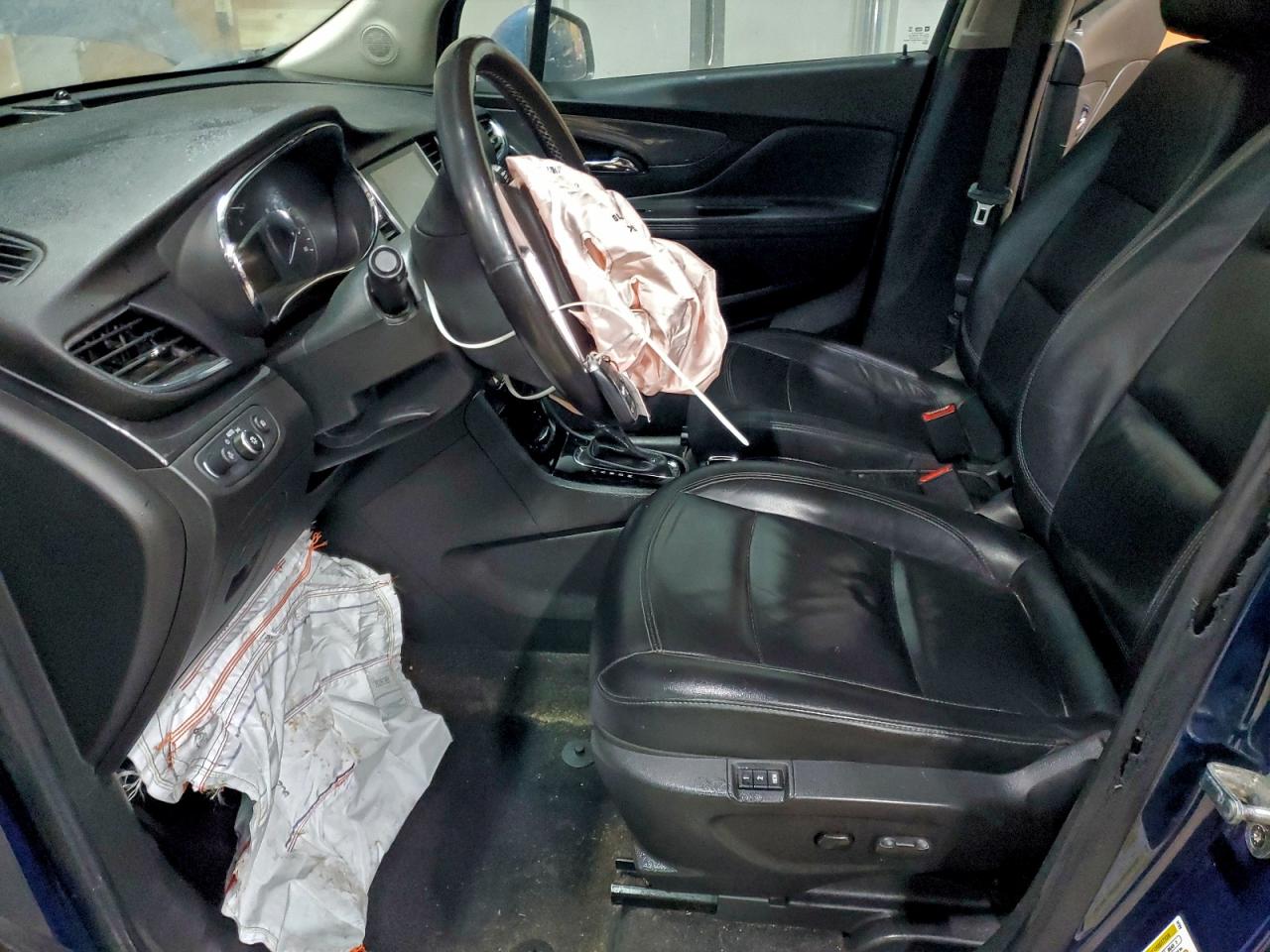 Buick Encore Essence Image 13