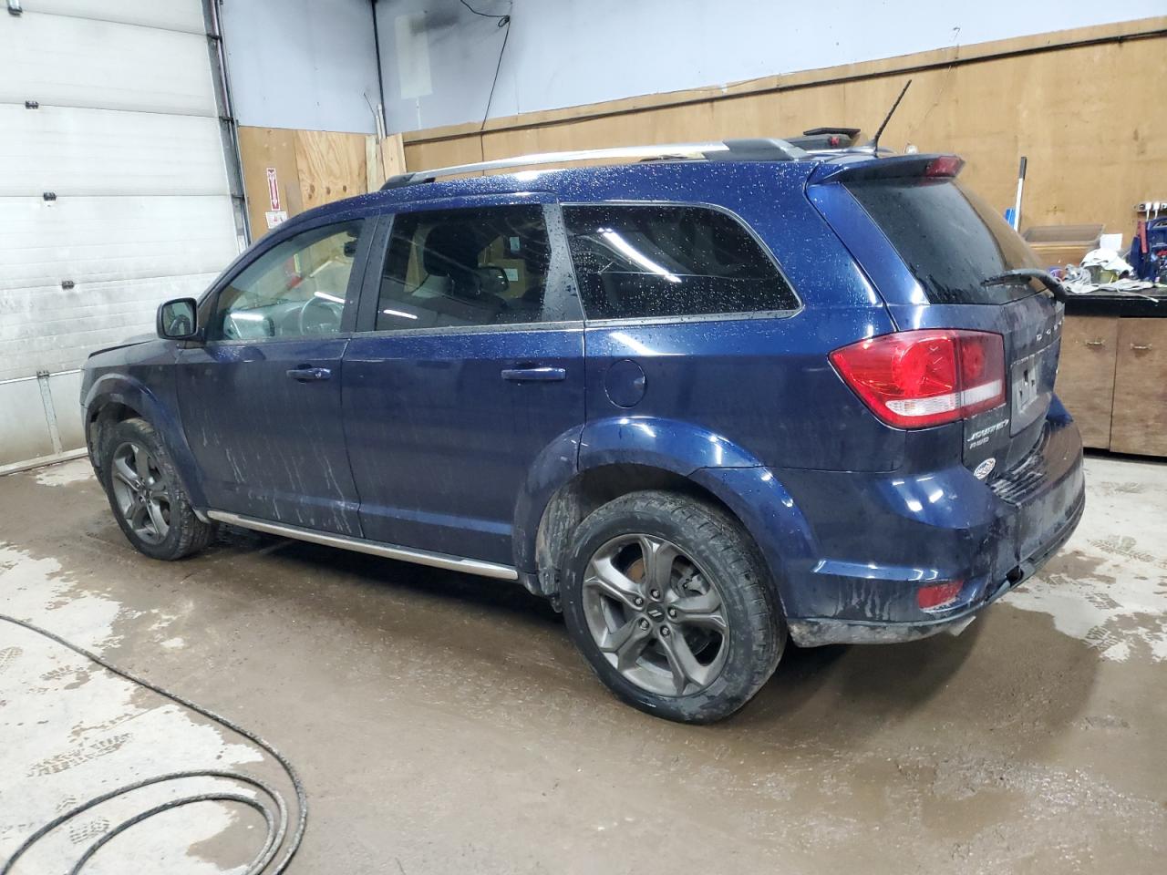 Dodge Journey Crossroad Image 3