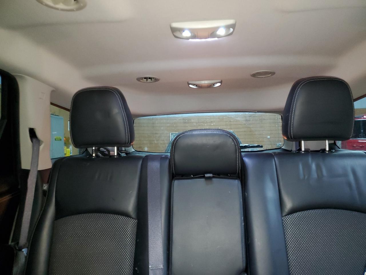 Dodge Journey Crossroad Image 9