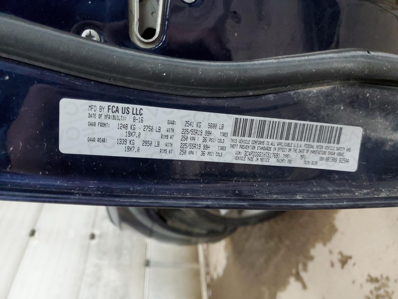 Dodge Journey Crossroad Image 13