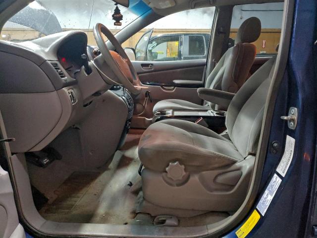 Toyota Sienna Le Image 5