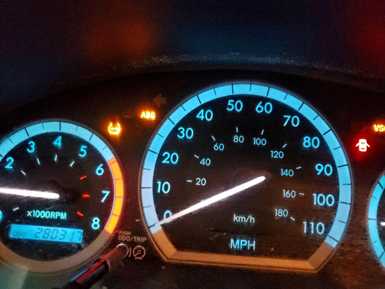 Toyota Sienna Le Image 8