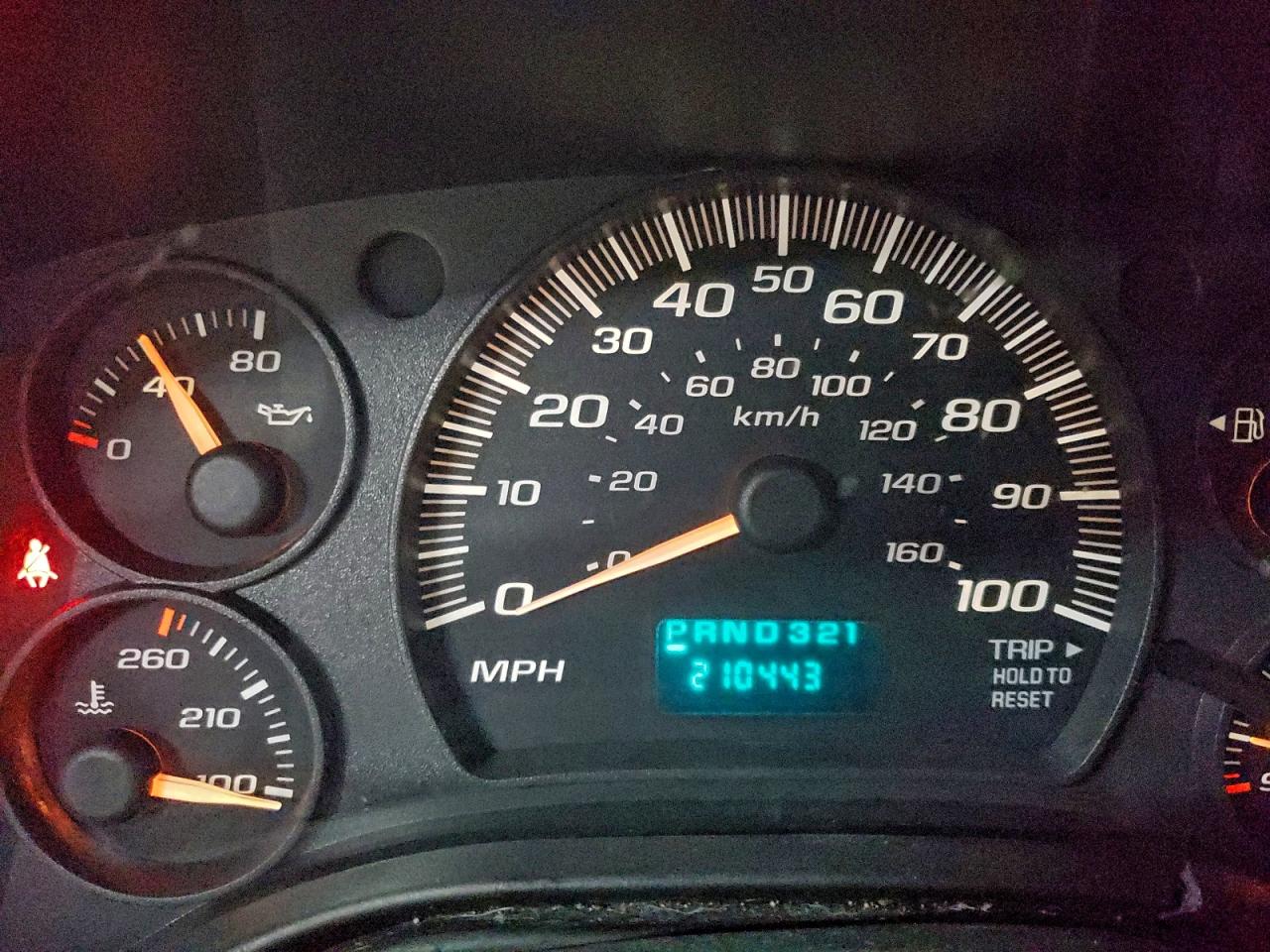 Chevrolet Express Image 9