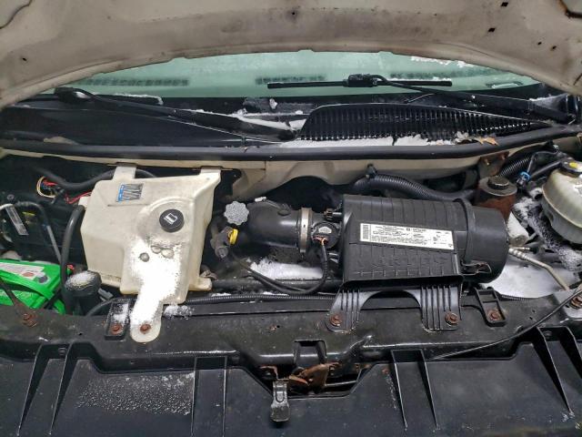 Chevrolet Express Image 8