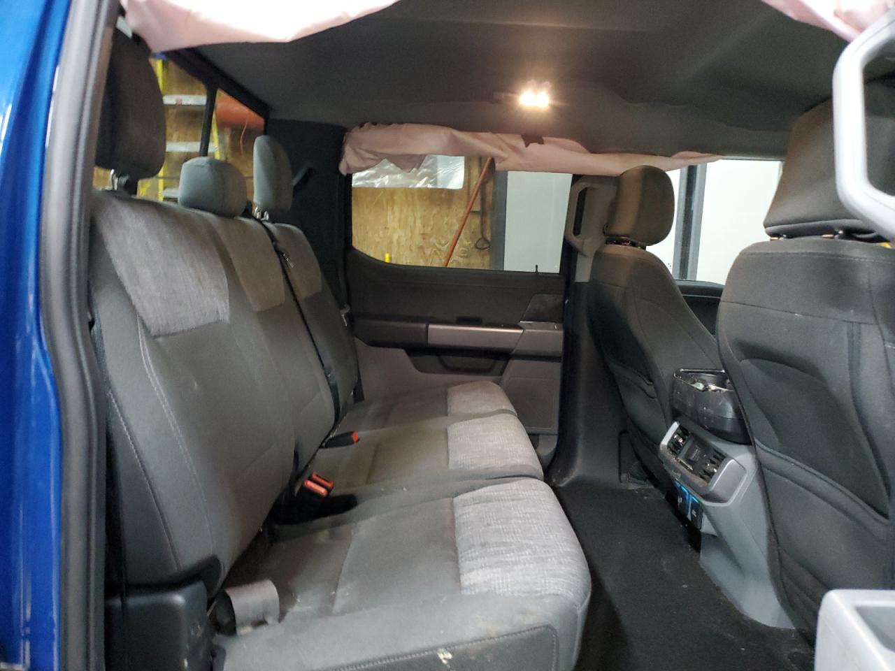 Ford F-150 Supercrew Image 3