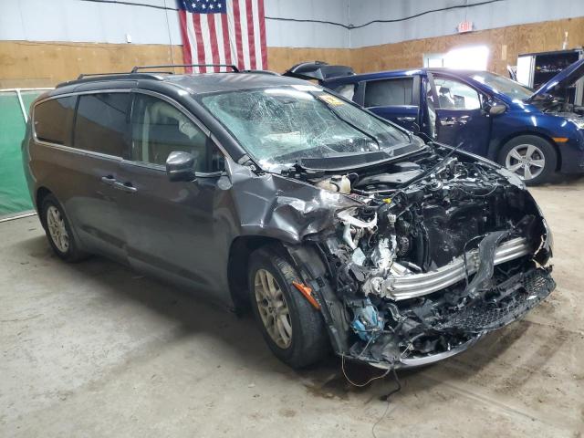 Chrysler Pacifica Touring L Image 3