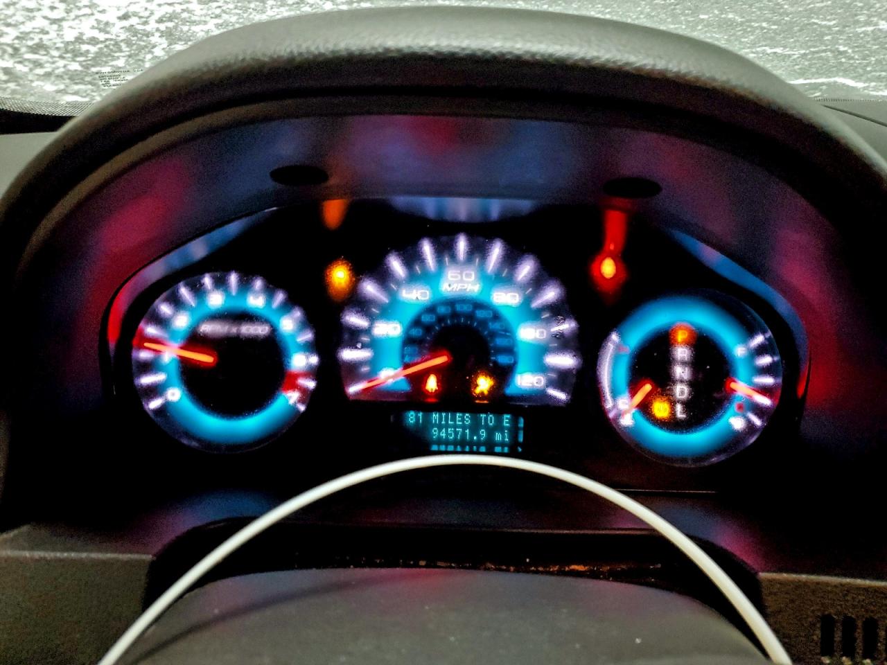 Ford Fusion Se Image 8