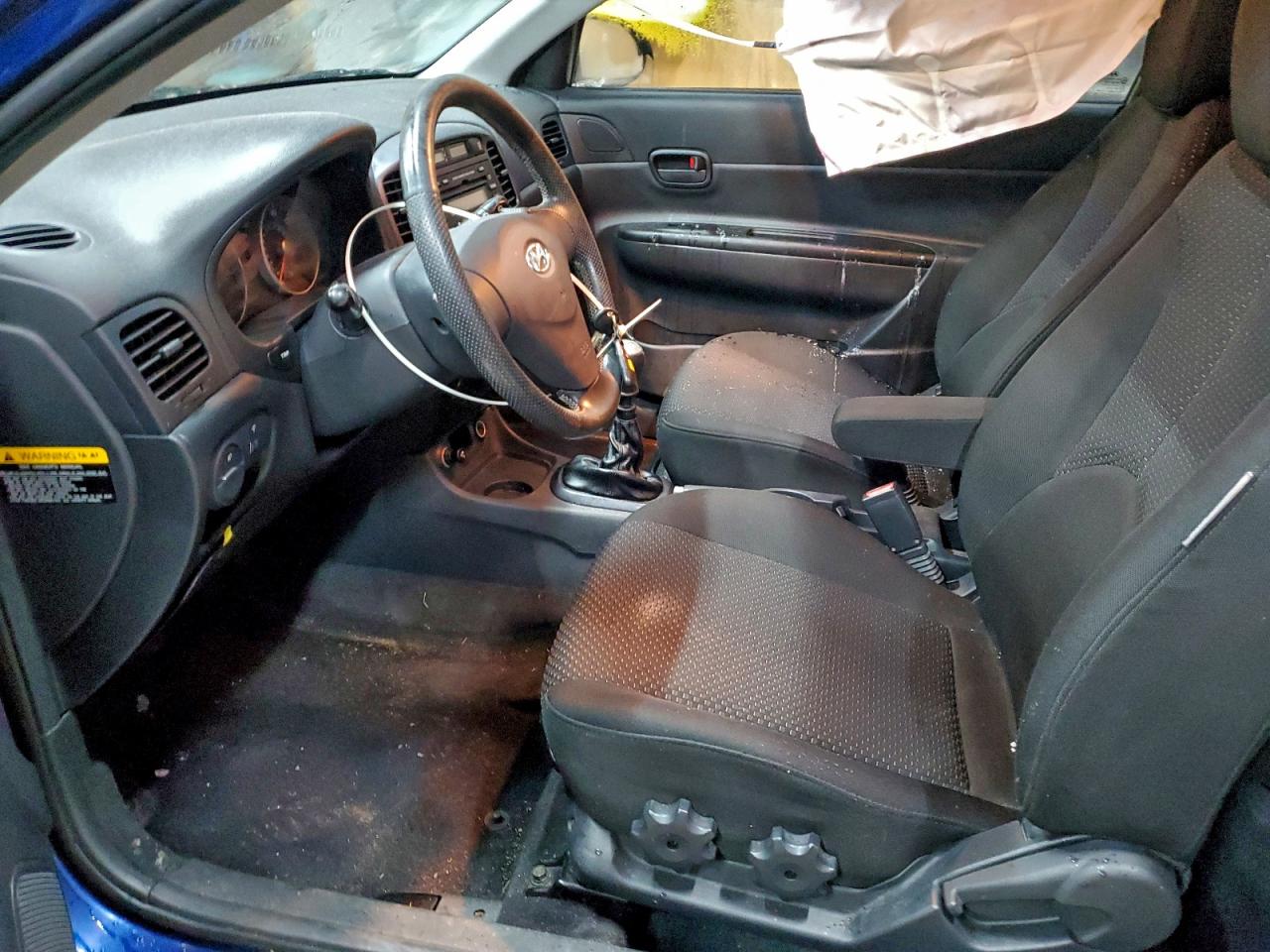 Hyundai ACCENT Se Image 8