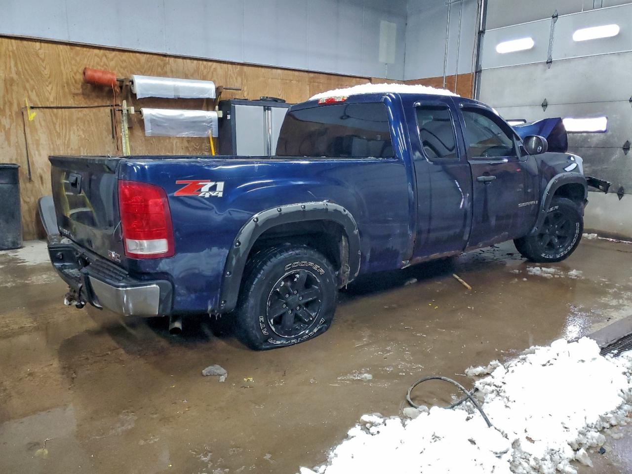 GMC Sierra K1500 Sle Image 8