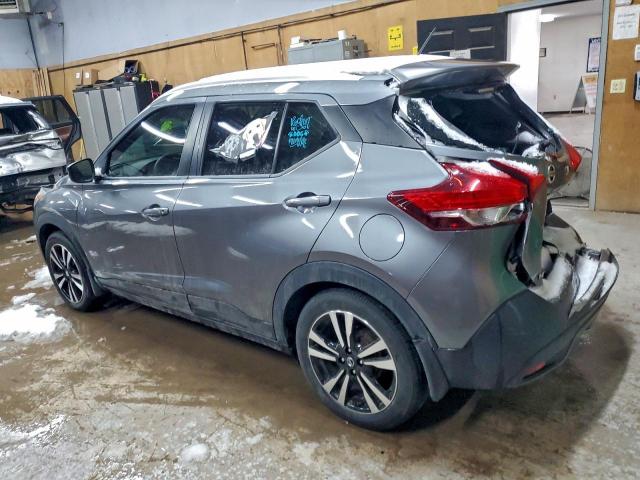 Nissan Kicks S Image 2