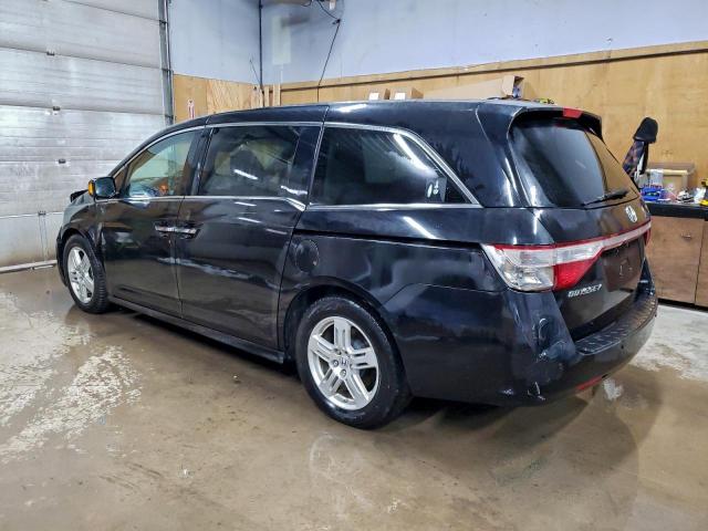 Honda Odyssey Touring Image 4