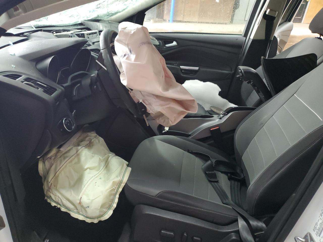 Ford Escape Se Image 11