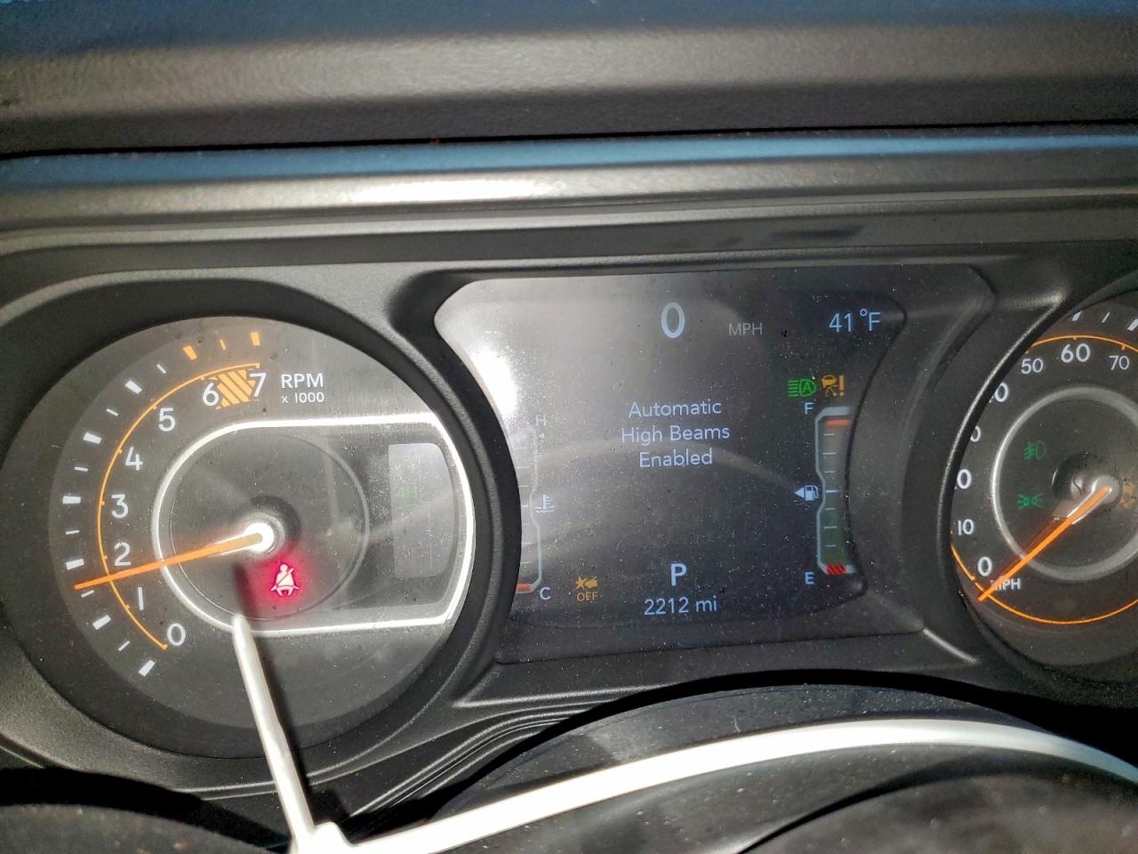 Jeep Wrangler Rubicon Image 8