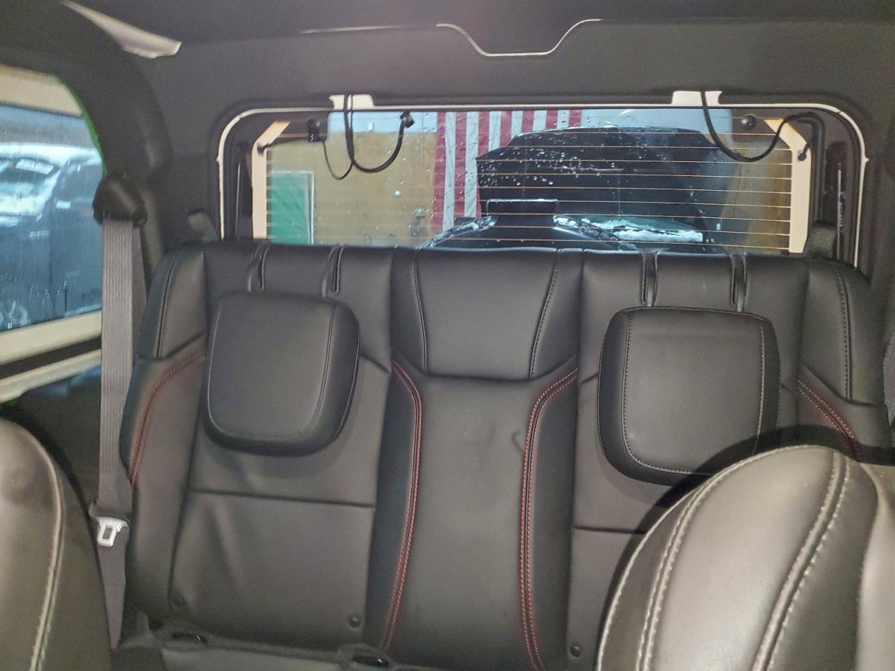 Jeep Wrangler Rubicon Image 6