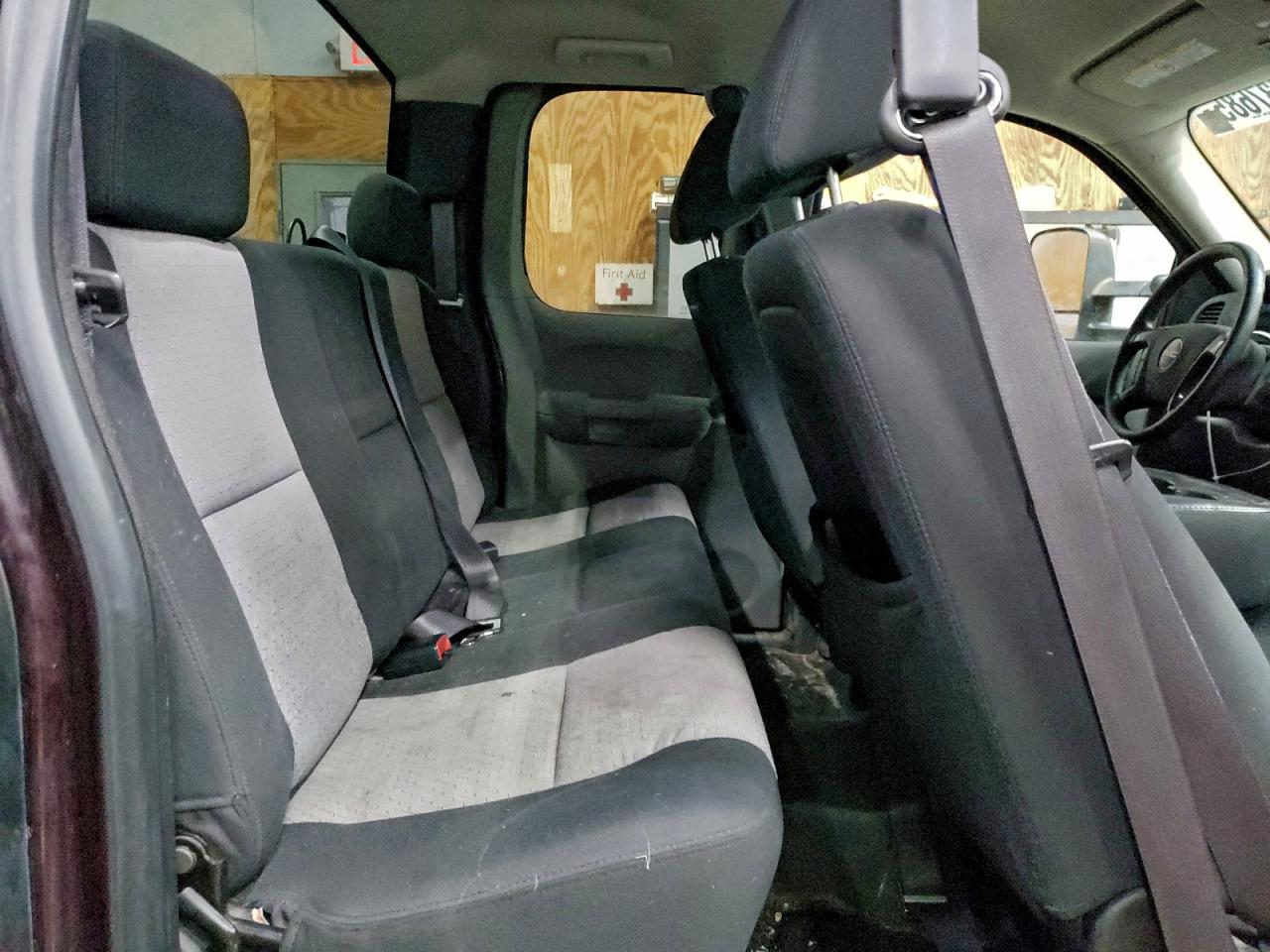 GMC Sierra K2500 Heavy Duty Image 6