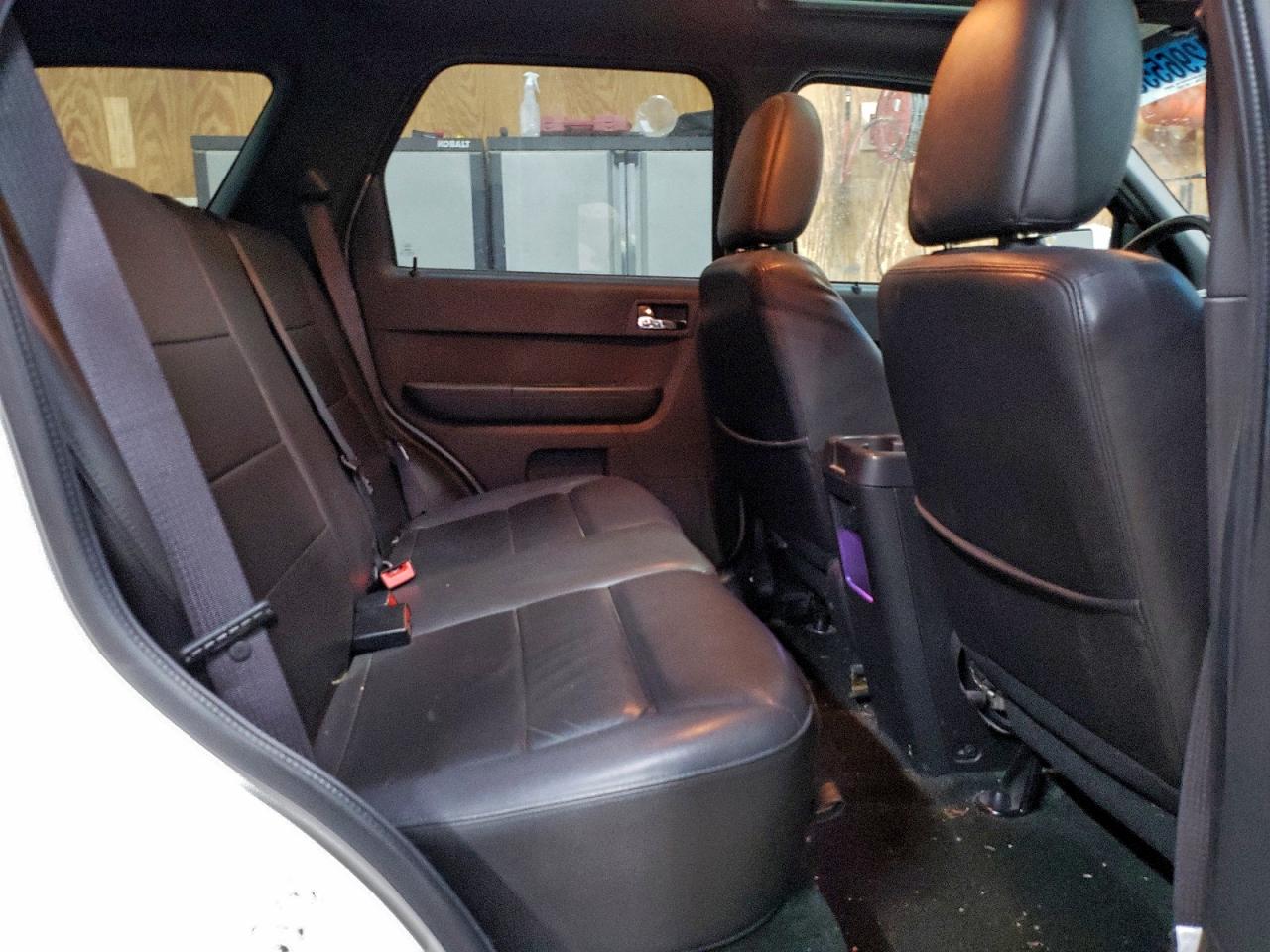 Ford Escape Limited Image 11