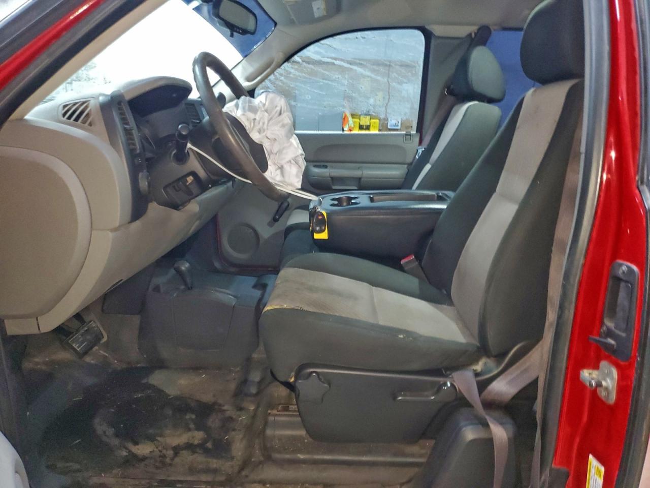 Chevrolet Silverado K1500 Image 12