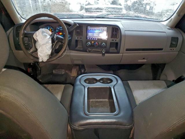 Chevrolet Silverado K1500 Image 6