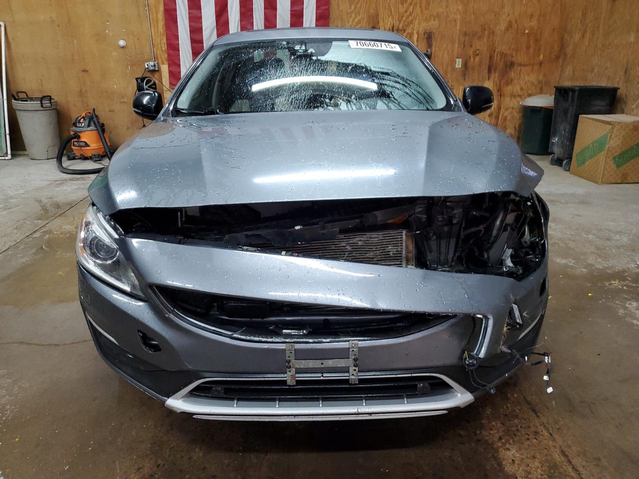 Volvo S60 T5 Image 10