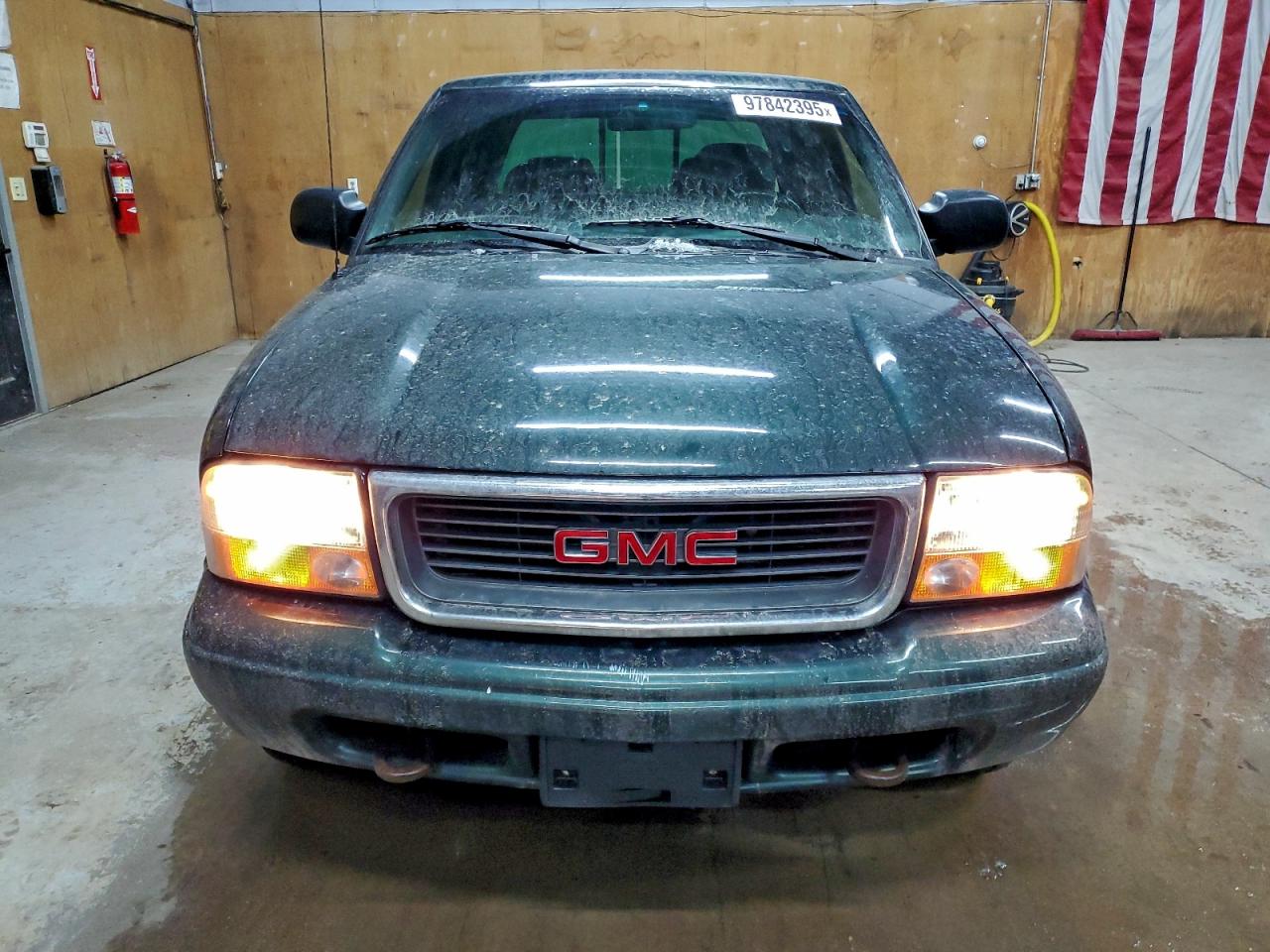 GMC Sonoma Image 4