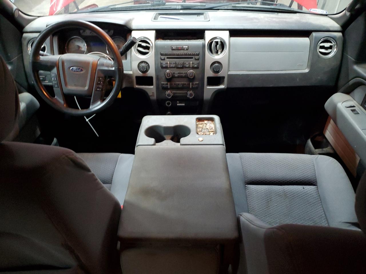 Ford F-150 Supercrew Image 8