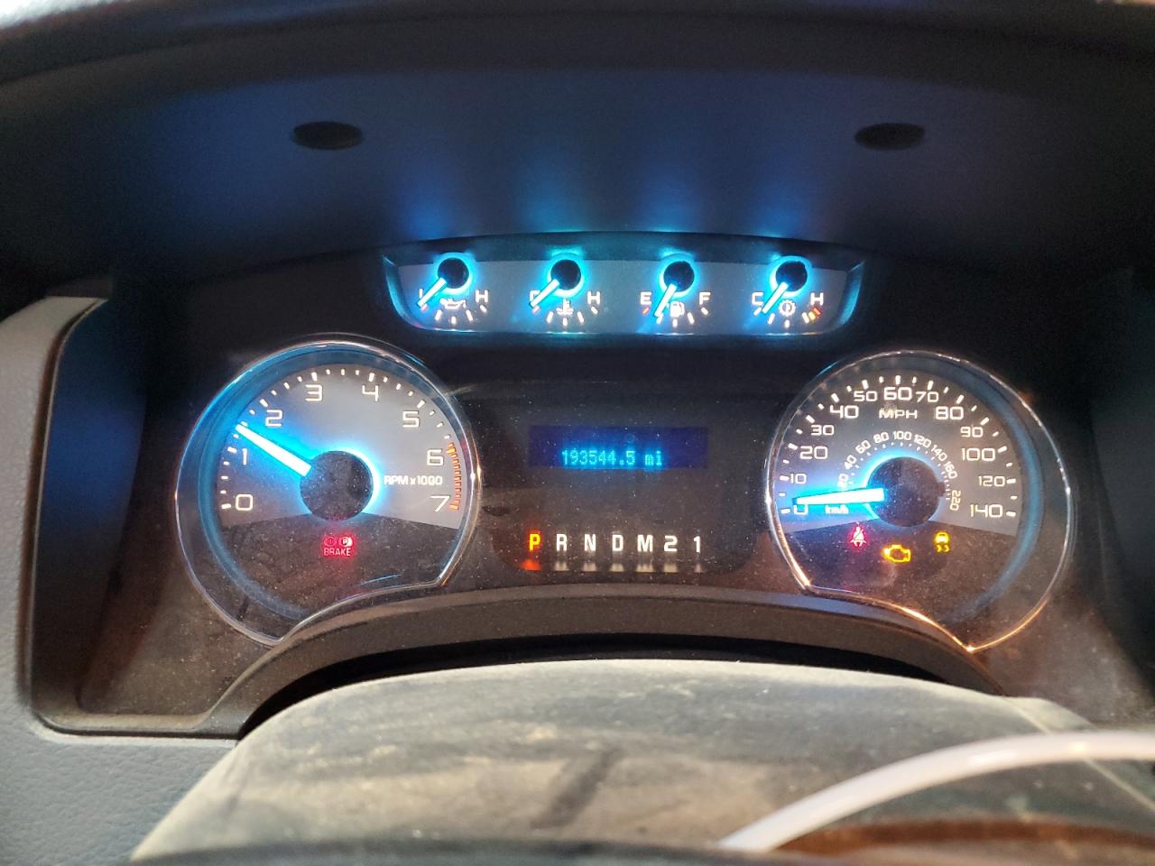 Ford F-150 Supercrew Image 6