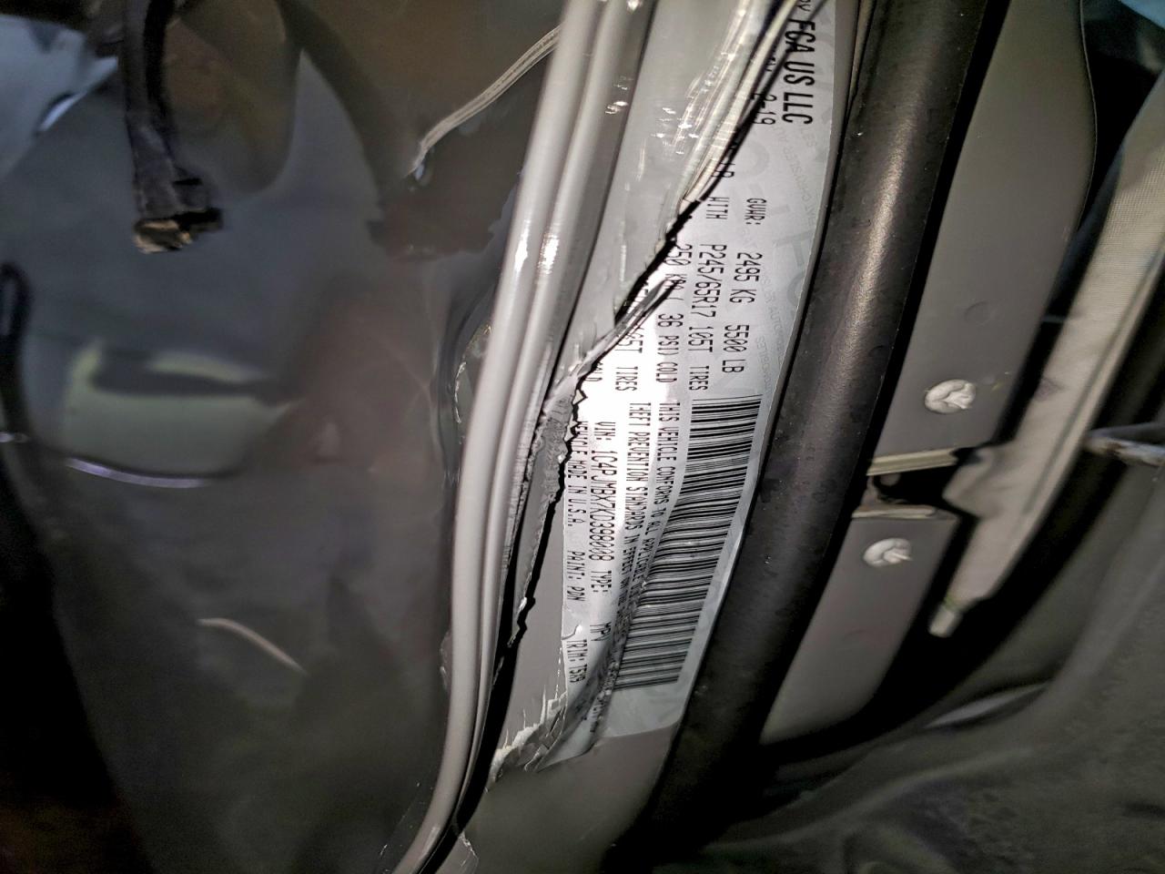 Jeep Cherokee Trailhawk Image 10