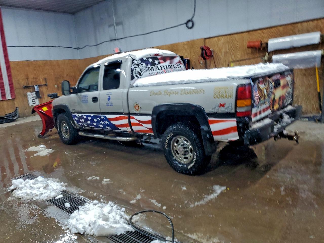 GMC Sierra K2500 Heavy Duty Image 3