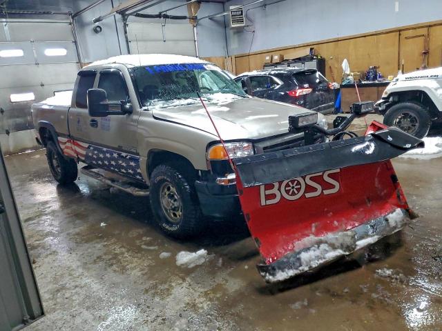 GMC Sierra K2500 Heavy Duty Image 2